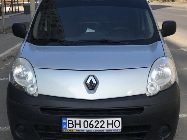 Серый Рено Кенгу Экспресс, объемом двигателя 1.5 л и пробегом 190 тыс. км за 6700 $, фото 1 на Automoto.ua