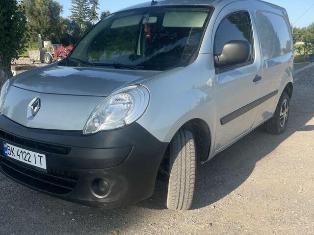 Серый Рено Кенгу Экспресс, объемом двигателя 1.5 л и пробегом 350 тыс. км за 5650 $, фото 1 на Automoto.ua