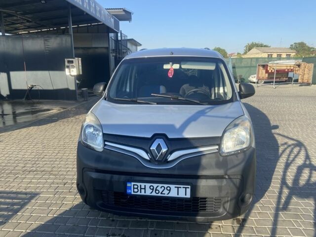 Сірий Рено Кєнгу Експресс, об'ємом двигуна 1.5 л та пробігом 185 тис. км за 9200 $, фото 1 на Automoto.ua