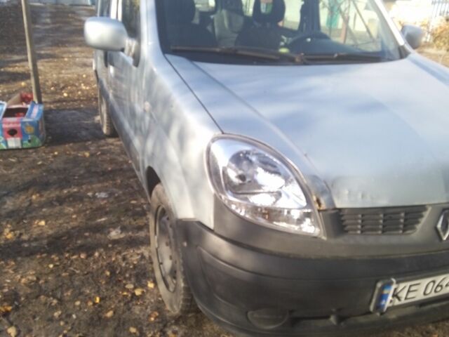 Серый Рено Кенгу Экспресс, объемом двигателя 1.5 л и пробегом 380 тыс. км за 3400 $, фото 1 на Automoto.ua