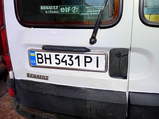 Белый Рено Кенгу, объемом двигателя 1.1 л и пробегом 0 тыс. км за 2200 $, фото 1 на Automoto.ua