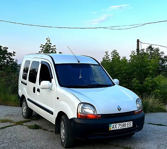 Белый Рено Кенгу, объемом двигателя 1.9 л и пробегом 371 тыс. км за 3500 $, фото 1 на Automoto.ua