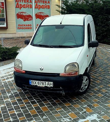 Белый Рено Кенгу, объемом двигателя 1.9 л и пробегом 297 тыс. км за 2000 $, фото 1 на Automoto.ua