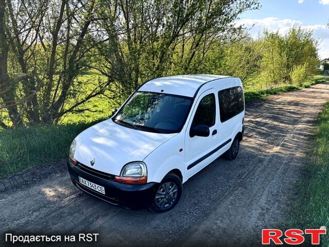 Белый Рено Кенгу, объемом двигателя 1.4 л и пробегом 200 тыс. км за 1999 $, фото 1 на Automoto.ua