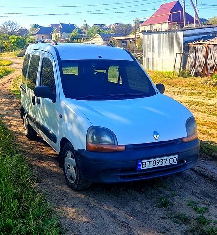 Белый Рено Кенгу, объемом двигателя 1.5 л и пробегом 0 тыс. км за 2500 $, фото 1 на Automoto.ua