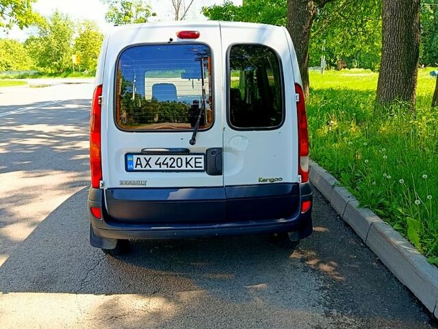 Белый Рено Кенгу, объемом двигателя 1.5 л и пробегом 219 тыс. км за 3500 $, фото 1 на Automoto.ua