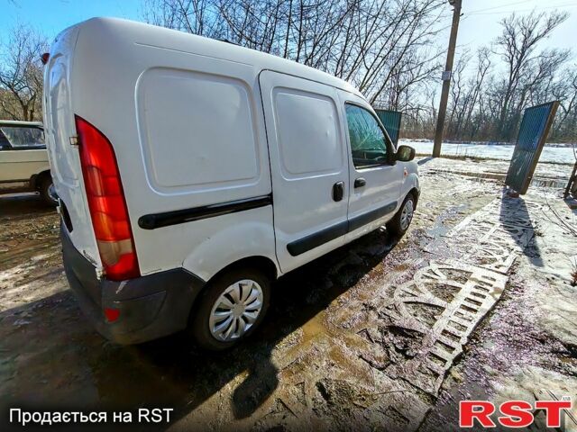Белый Рено Кенгу, объемом двигателя 1.9 л и пробегом 255 тыс. км за 2500 $, фото 1 на Automoto.ua