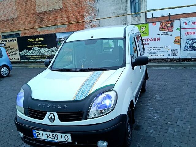 Белый Рено Кенгу, объемом двигателя 1.4 л и пробегом 344 тыс. км за 3999 $, фото 1 на Automoto.ua