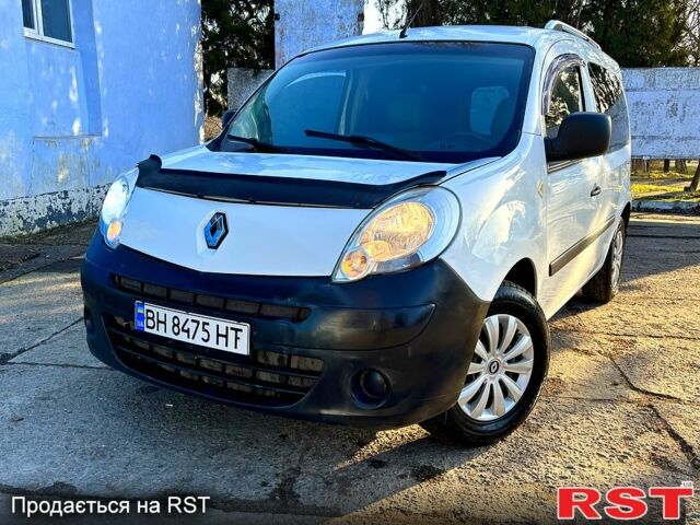 Білий Рено Кєнгу, об'ємом двигуна 1.5 л та пробігом 248 тис. км за 5000 $, фото 1 на Automoto.ua