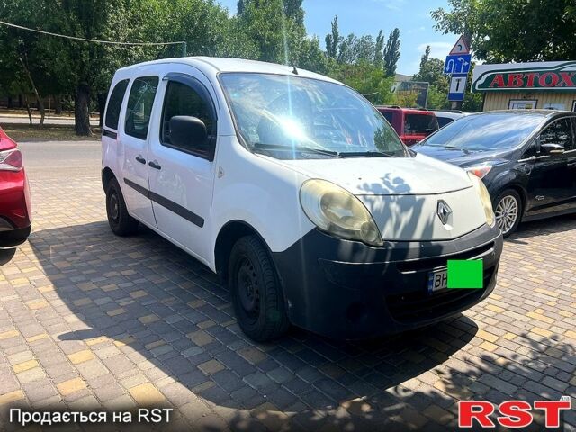 Белый Рено Кенгу, объемом двигателя 1.5 л и пробегом 255 тыс. км за 5999 $, фото 1 на Automoto.ua