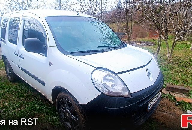 Белый Рено Кенгу, объемом двигателя 1.5 л и пробегом 230 тыс. км за 3999 $, фото 1 на Automoto.ua