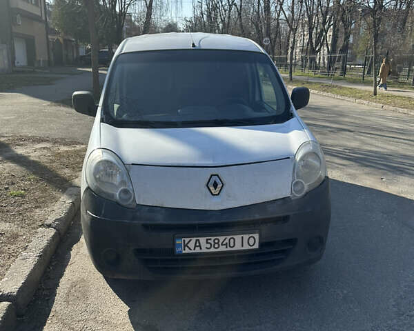 Белый Рено Кенгу, объемом двигателя 1.46 л и пробегом 220 тыс. км за 3900 $, фото 1 на Automoto.ua