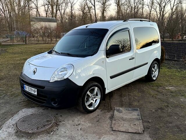 Белый Рено Кенгу, объемом двигателя 1.5 л и пробегом 270 тыс. км за 6950 $, фото 1 на Automoto.ua