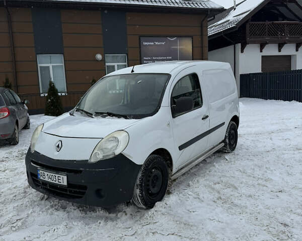 Белый Рено Кенгу, объемом двигателя 1.46 л и пробегом 260 тыс. км за 4100 $, фото 1 на Automoto.ua