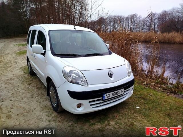 Білий Рено Кєнгу, об'ємом двигуна 1.5 л та пробігом 226 тис. км за 6200 $, фото 1 на Automoto.ua