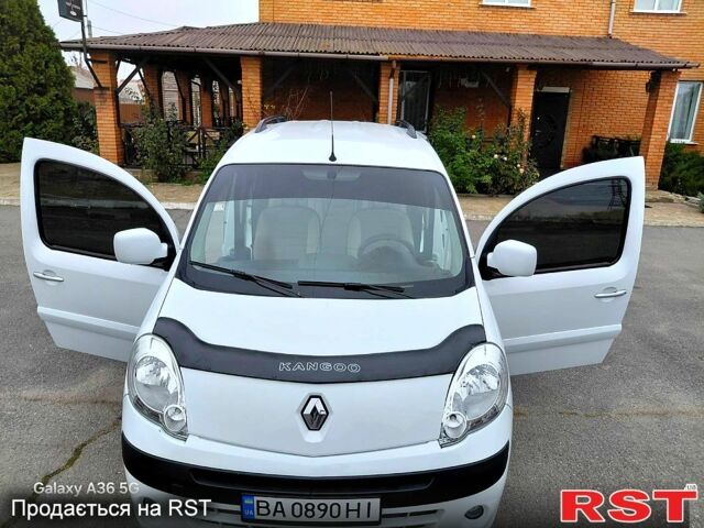 Білий Рено Кєнгу, об'ємом двигуна 1.5 л та пробігом 253 тис. км за 8500 $, фото 1 на Automoto.ua