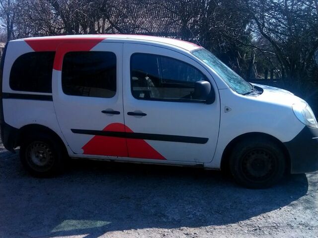 Білий Рено Кєнгу, об'ємом двигуна 1.5 л та пробігом 300 тис. км за 5000 $, фото 1 на Automoto.ua