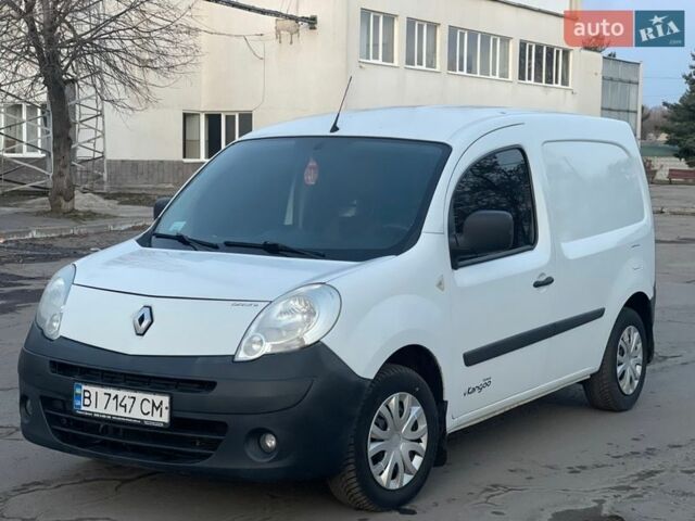 Белый Рено Кенгу, объемом двигателя 1.46 л и пробегом 466 тыс. км за 5300 $, фото 1 на Automoto.ua