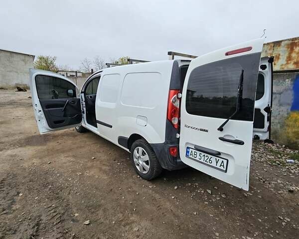 Рено Кєнгу 2012 у Томашполе на Automoto.ua Білий Рено Кєнгу, об'ємом двигуна 0 л та пробігом 62 тис. км за 6000 $, фото 1 на Automoto.ua