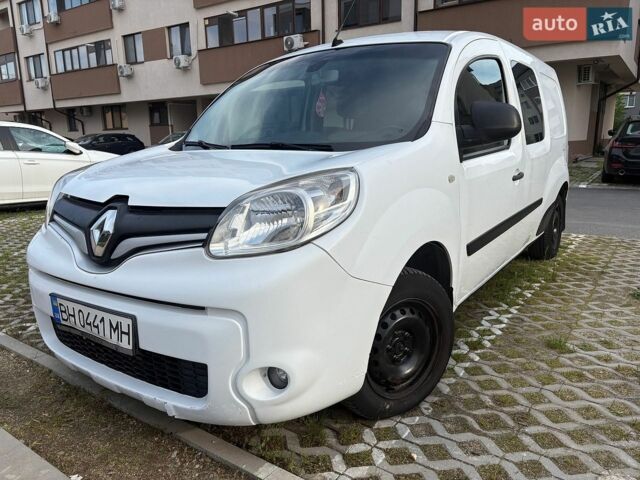 Белый Рено Кенгу, объемом двигателя 1.46 л и пробегом 312 тыс. км за 7600 $, фото 1 на Automoto.ua