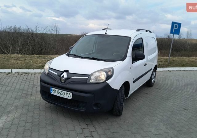 Белый Рено Кенгу, объемом двигателя 0 л и пробегом 87 тыс. км за 6200 $, фото 1 на Automoto.ua