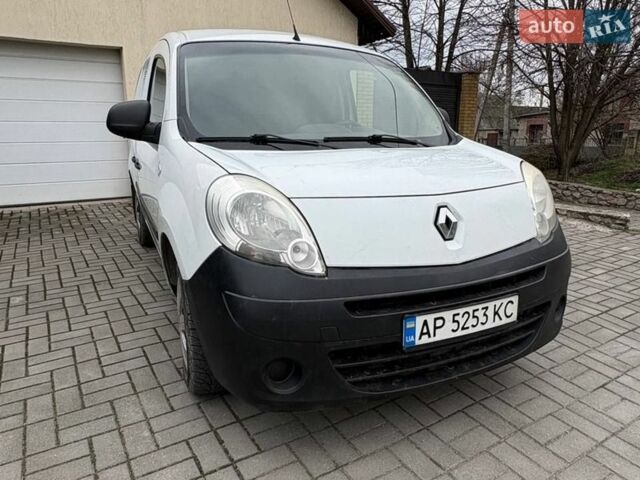 Белый Рено Кенгу, объемом двигателя 1.5 л и пробегом 175 тыс. км за 6200 $, фото 1 на Automoto.ua