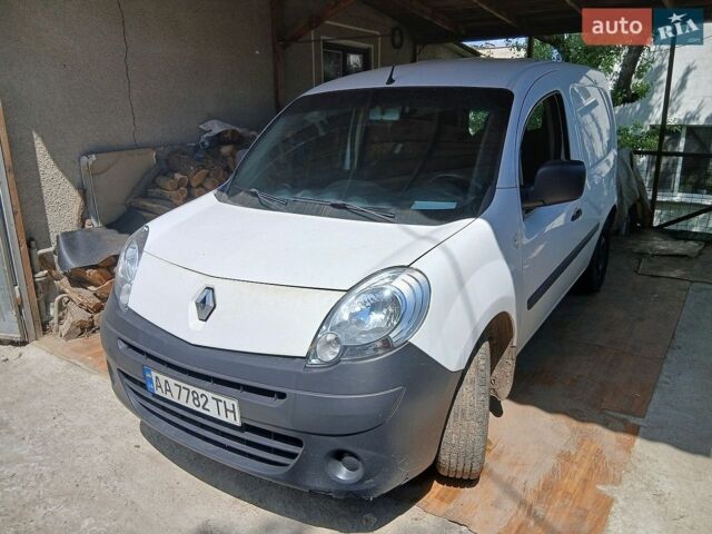 Білий Рено Кєнгу, об'ємом двигуна 1.5 л та пробігом 210 тис. км за 4250 $, фото 1 на Automoto.ua