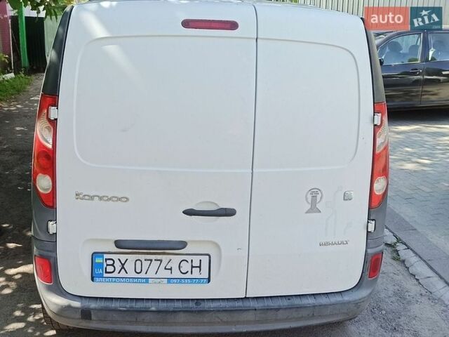 Білий Рено Кєнгу, об'ємом двигуна 0 л та пробігом 136 тис. км за 4000 $, фото 1 на Automoto.ua