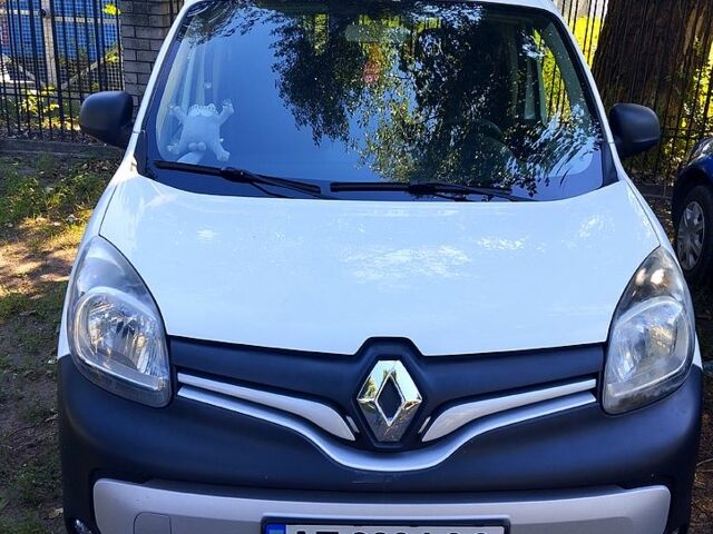 Белый Рено Кенгу, объемом двигателя 1.5 л и пробегом 126 тыс. км за 9100 $, фото 1 на Automoto.ua