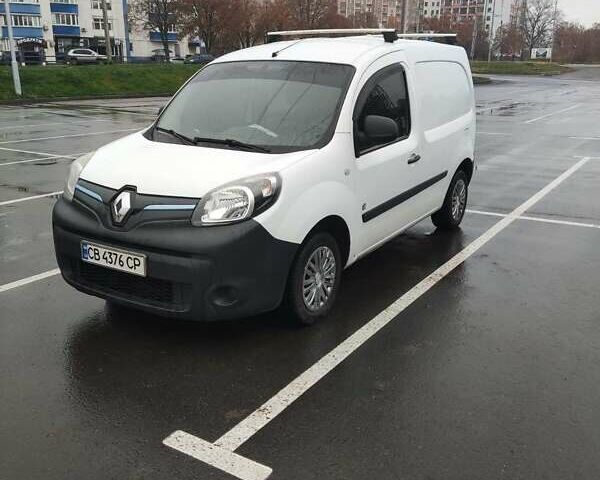 Белый Рено Кенгу, объемом двигателя 0 л и пробегом 99 тыс. км за 4500 $, фото 1 на Automoto.ua