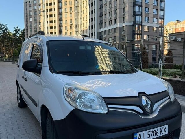 Білий Рено Кєнгу, об'ємом двигуна 1.5 л та пробігом 174 тис. км за 6250 $, фото 1 на Automoto.ua