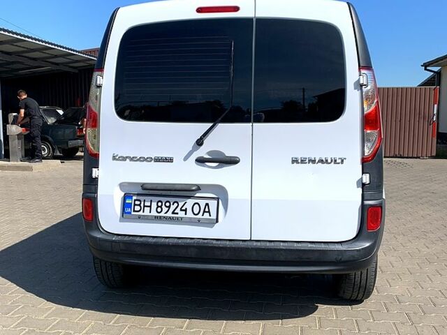Белый Рено Кенгу, объемом двигателя 1.5 л и пробегом 210 тыс. км за 8500 $, фото 1 на Automoto.ua