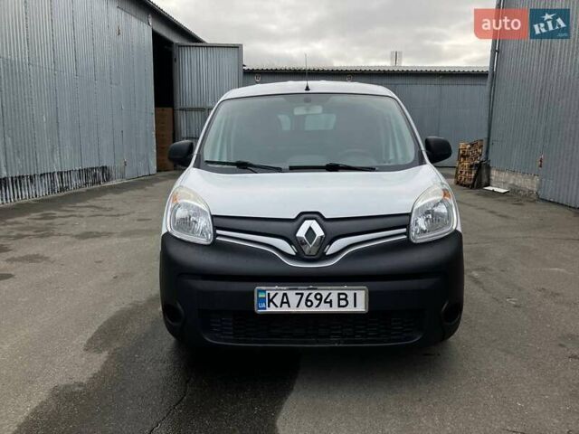 Белый Рено Кенгу, объемом двигателя 1.5 л и пробегом 175 тыс. км за 9500 $, фото 1 на Automoto.ua