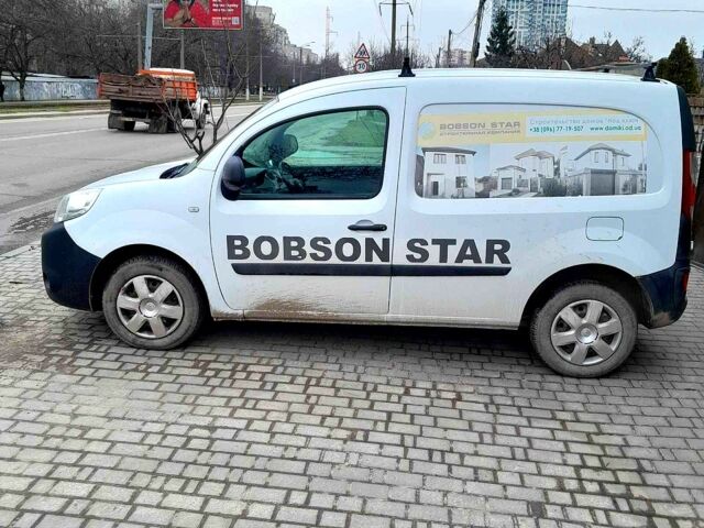 Білий Рено Кєнгу, об'ємом двигуна 1.5 л та пробігом 18800 тис. км за 7000 $, фото 1 на Automoto.ua