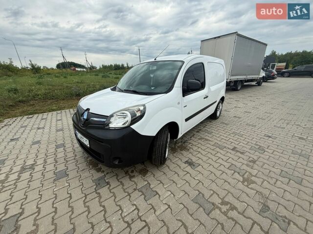Білий Рено Кєнгу, об'ємом двигуна 0 л та пробігом 97 тис. км за 10600 $, фото 1 на Automoto.ua