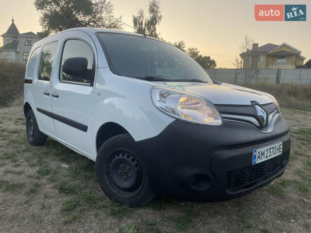 Білий Рено Кєнгу, об'ємом двигуна 1.46 л та пробігом 100 тис. км за 10800 $, фото 1 на Automoto.ua