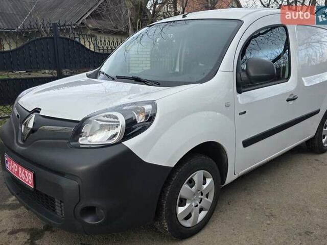 Белый Рено Кенгу, объемом двигателя 0 л и пробегом 50 тыс. км за 10200 $, фото 1 на Automoto.ua