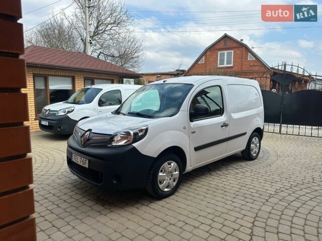 Білий Рено Кєнгу, об'ємом двигуна 0 л та пробігом 21 тис. км за 11800 $, фото 1 на Automoto.ua