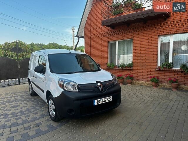 Белый Рено Кенгу, объемом двигателя 0 л и пробегом 69 тыс. км за 10900 $, фото 1 на Automoto.ua