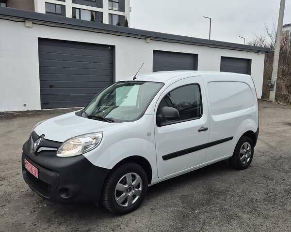 Білий Рено Кєнгу, об'ємом двигуна 1.5 л та пробігом 109 тис. км за 12700 $, фото 1 на Automoto.ua