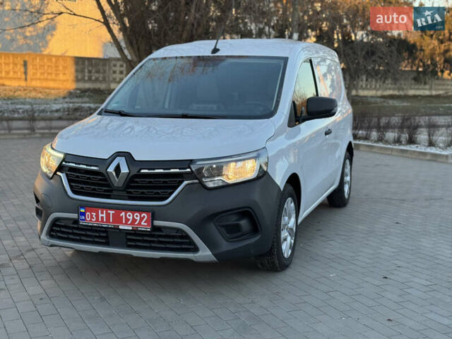 Белый Рено Кенгу, объемом двигателя 1.46 л и пробегом 181 тыс. км за 14700 $, фото 1 на Automoto.ua