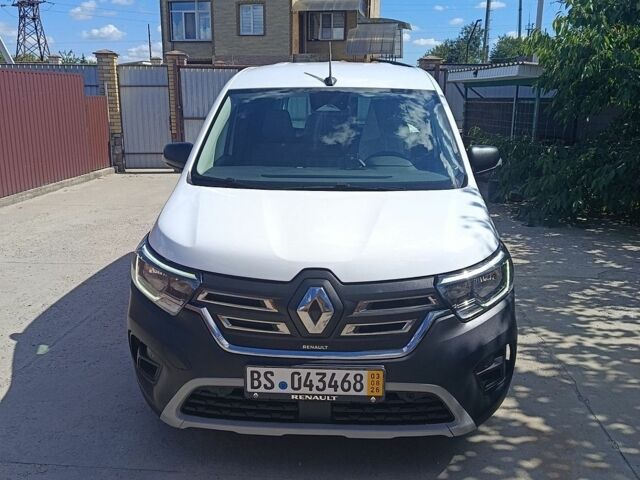 Білий Рено Кєнгу, об'ємом двигуна 0 л та пробігом 8 тис. км за 22000 $, фото 1 на Automoto.ua