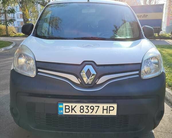 Белый Рено Кенгу, объемом двигателя 1.46 л и пробегом 178 тыс. км за 5569 $, фото 1 на Automoto.ua