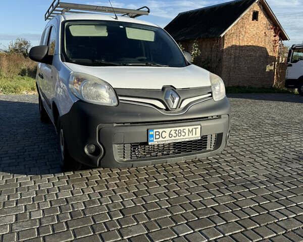 Рено Кєнгу 2016 у Мостисках на Automoto.ua Білий Рено Кєнгу, об'ємом двигуна 1.46 л та пробігом 330 тис. км за 6699 $, фото 1 на Automoto.ua
