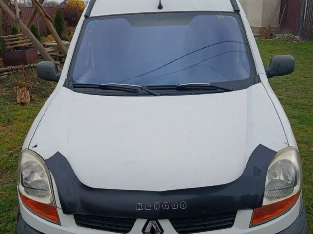 Білий Рено Кєнгу, об'ємом двигуна 1.5 л та пробігом 199 тис. км за 2300 $, фото 1 на Automoto.ua