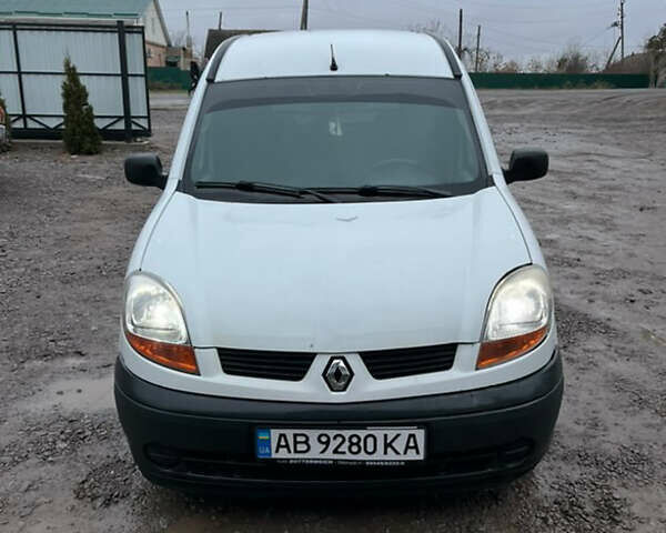 Белый Рено Кенгу, объемом двигателя 1.5 л и пробегом 306 тыс. км за 2200 $, фото 1 на Automoto.ua