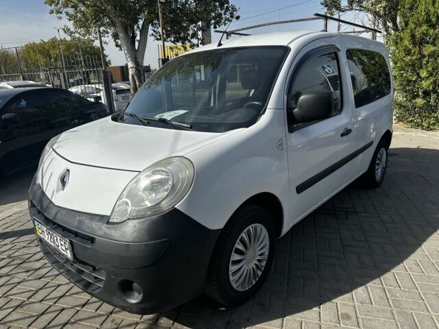 Рено Кенгу 2008 в Николаеве на Automoto.ua Белый Рено Кенгу, объемом двигателя 1.5 л и пробегом 230 тыс. км за 5200 $, фото 1 на Automoto.ua