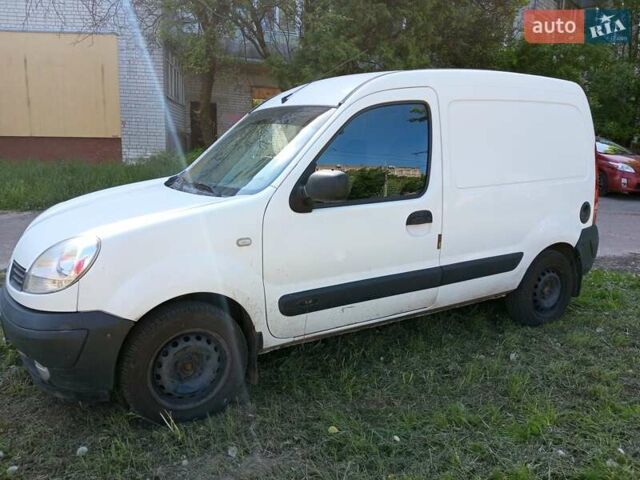 Белый Рено Кенгу, объемом двигателя 1.39 л и пробегом 220 тыс. км за 3000 $, фото 1 на Automoto.ua