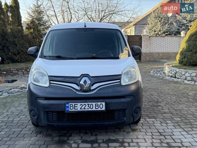 Белый Рено Кенгу, объемом двигателя 1.46 л и пробегом 207 тыс. км за 8500 $, фото 1 на Automoto.ua