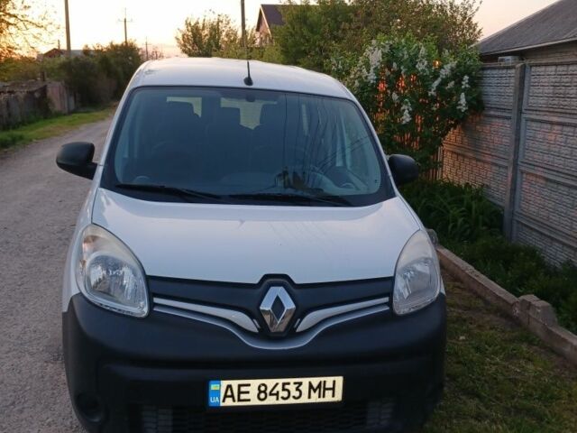 Білий Рено Кєнгу, об'ємом двигуна 1.5 л та пробігом 70 тис. км за 9500 $, фото 1 на Automoto.ua